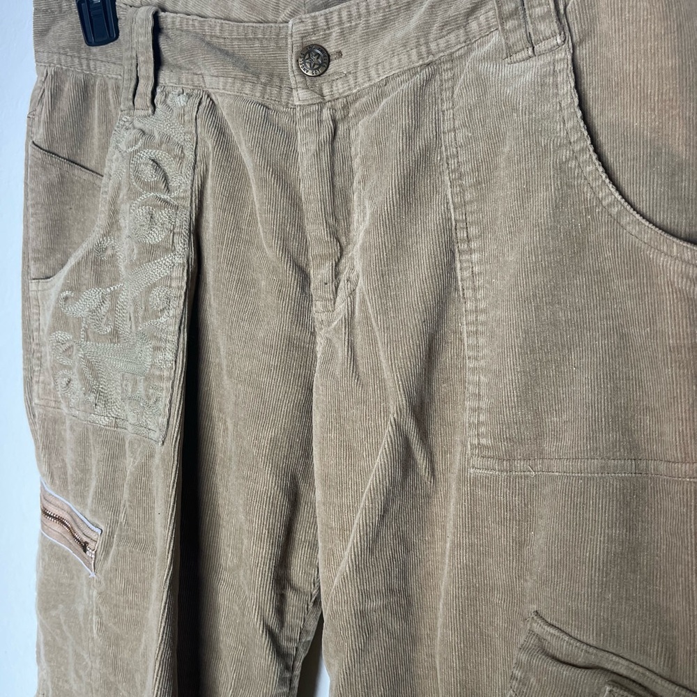 Vintage LA wide leg corduroy capris - Picture 6 of 9